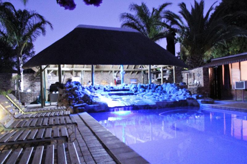Aan Die Oewer Guest House