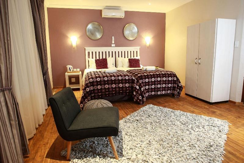 Woodlands Guest House Hazyview image