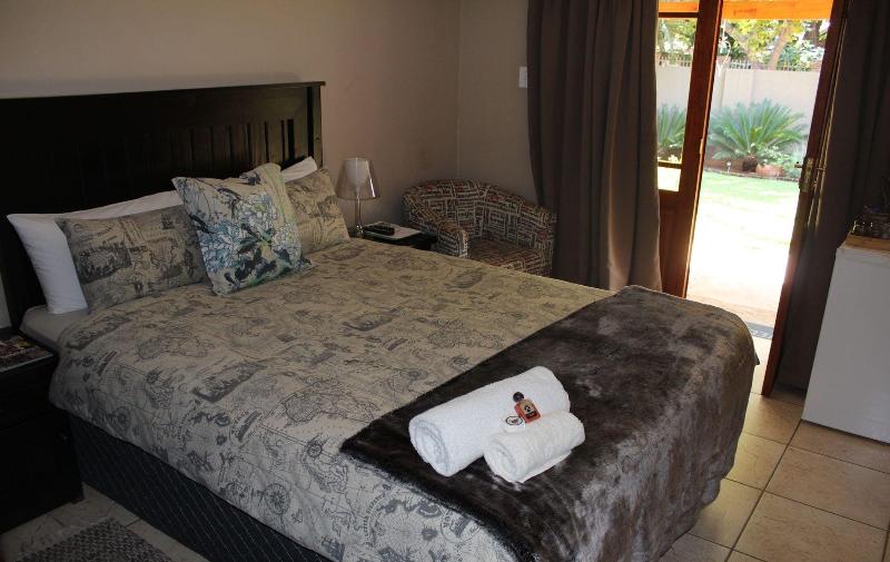 Four Seasons Guesthouses - Image 8