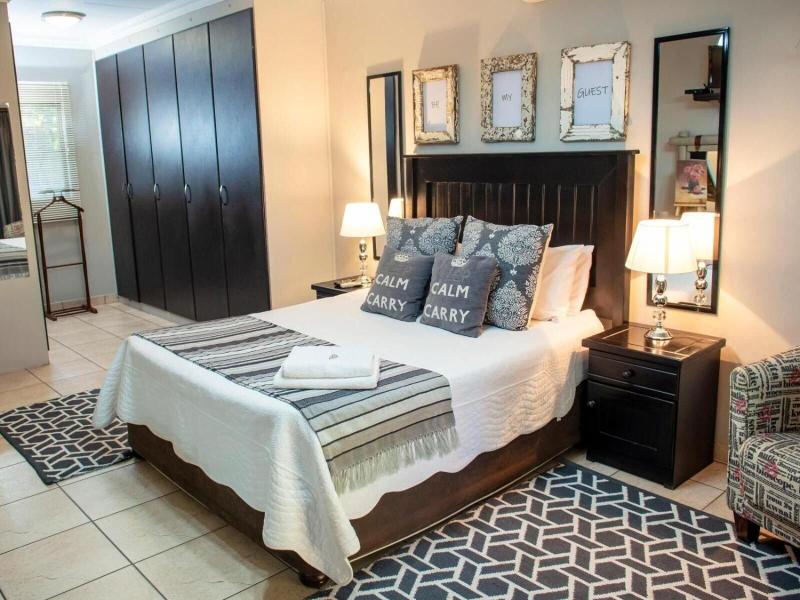 Four Seasons Guesthouses image