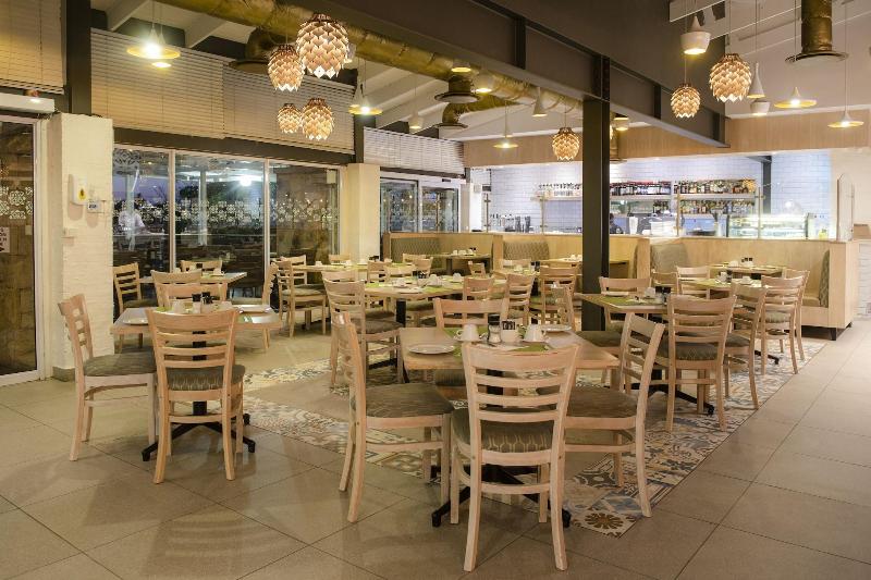 Palm Park Hotel