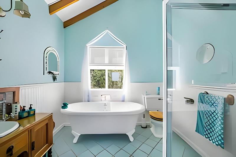 Cape Rose Cottage image