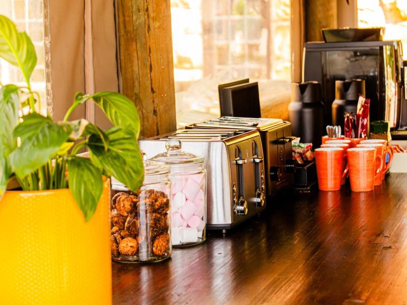 Ikhaya Safari Lodge image