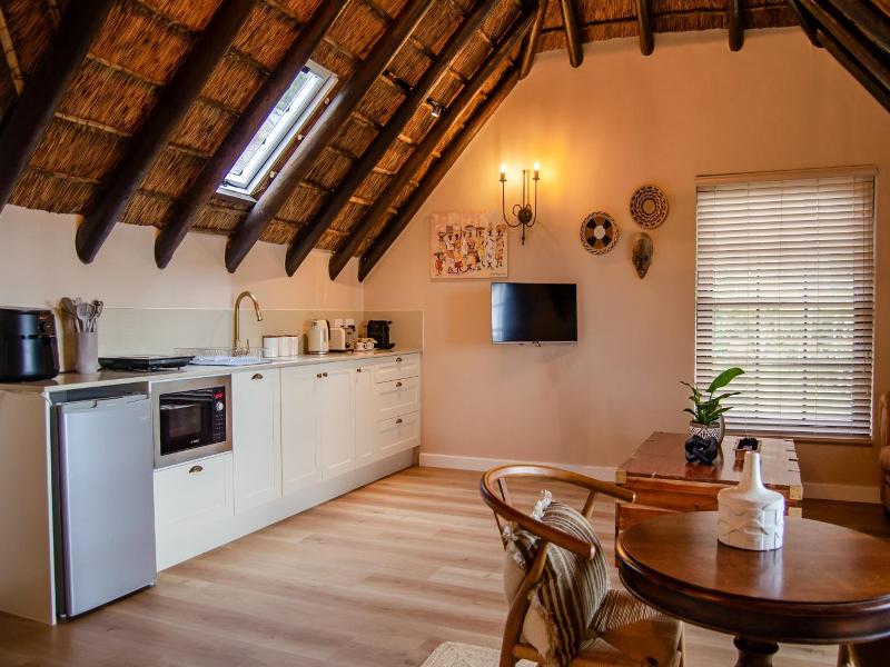 Ikhaya Safari Lodge image