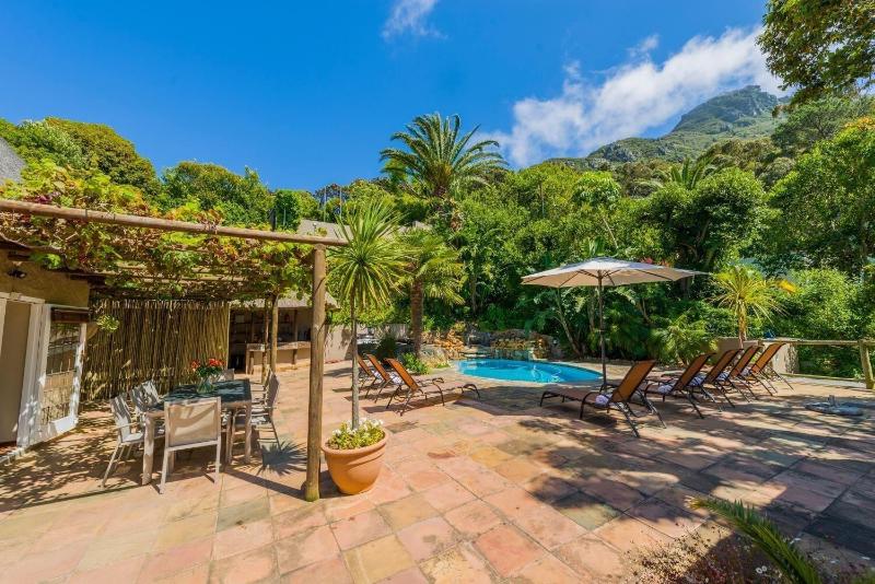 Ikhaya Safari Lodge image