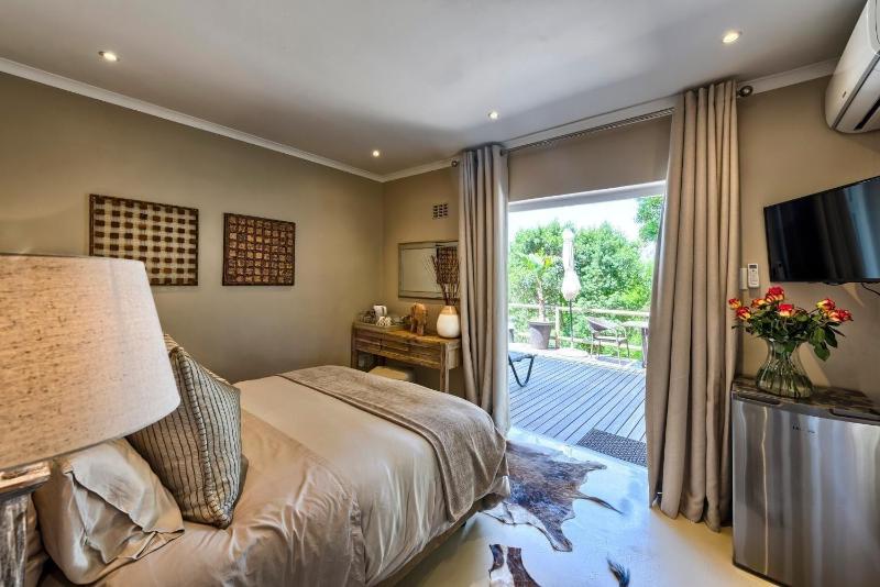 Ikhaya Safari Lodge image