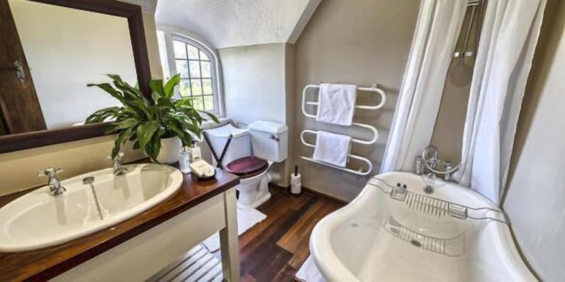 Ikhaya Safari Lodge image
