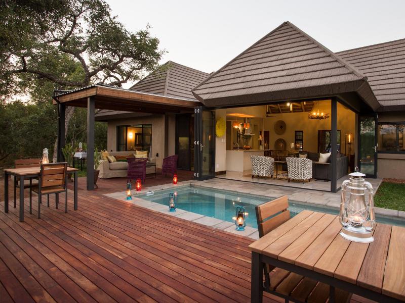 Moya Safari Villa image