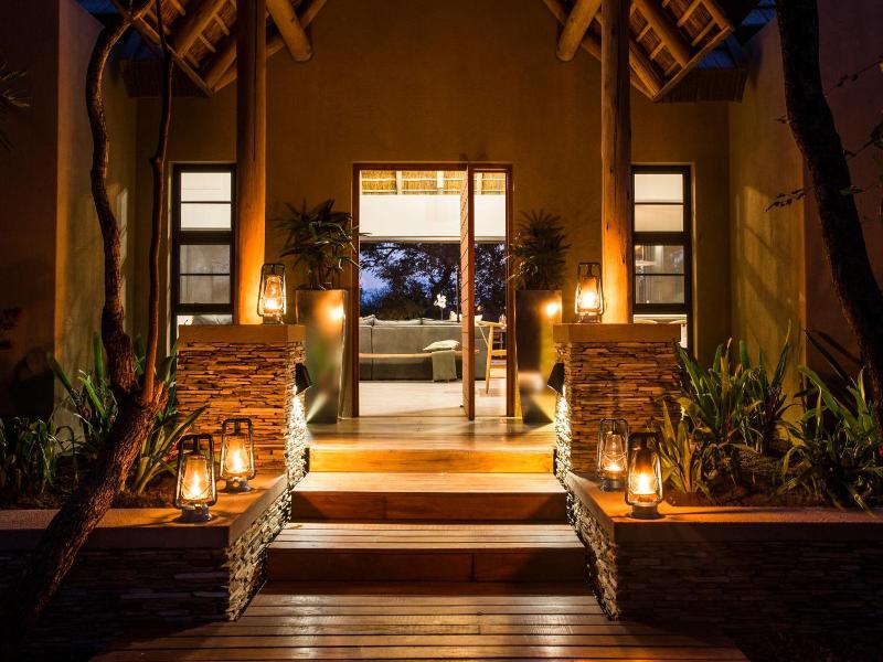 Moya Safari Villa image