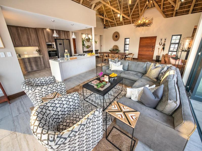 Moya Safari Villa image