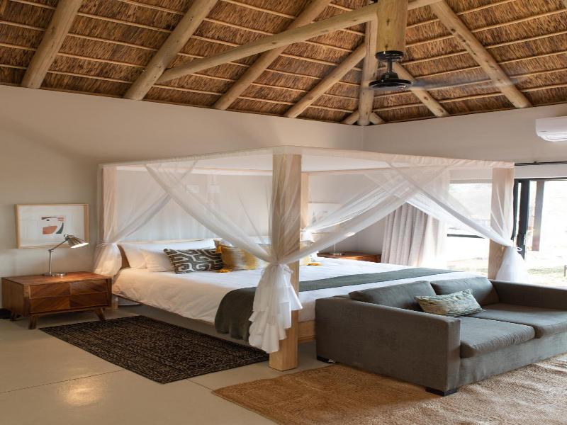 Moya Safari Villa image