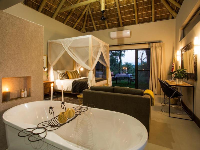 Moya Safari Villa image