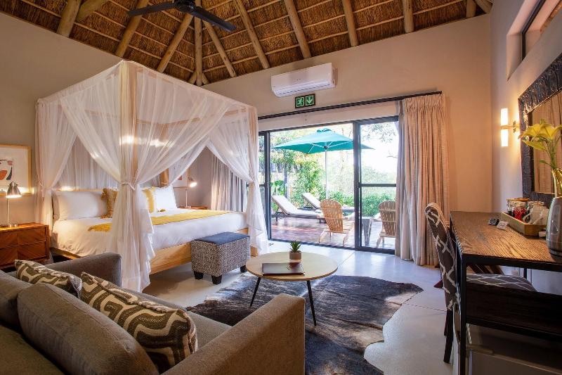 Moya Safari Villa image