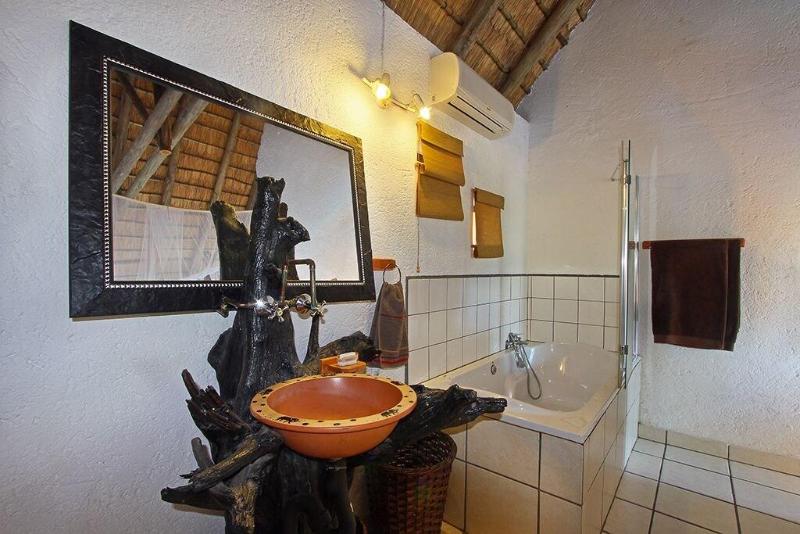 Normann Safari Bush Lodge image