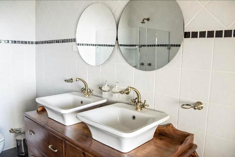 Blue Rain Guesthouse image