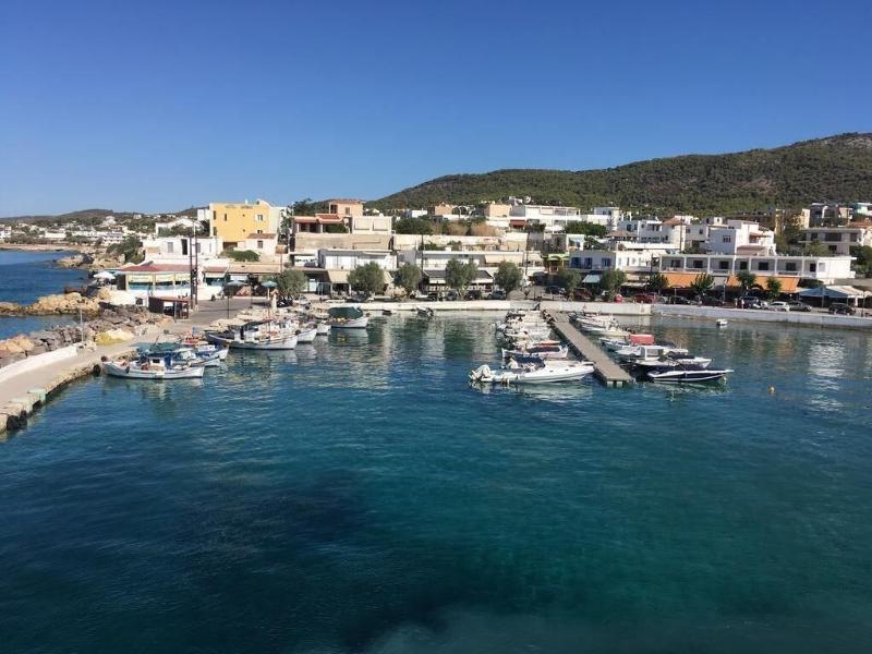 Mistral Apartments Aegina image