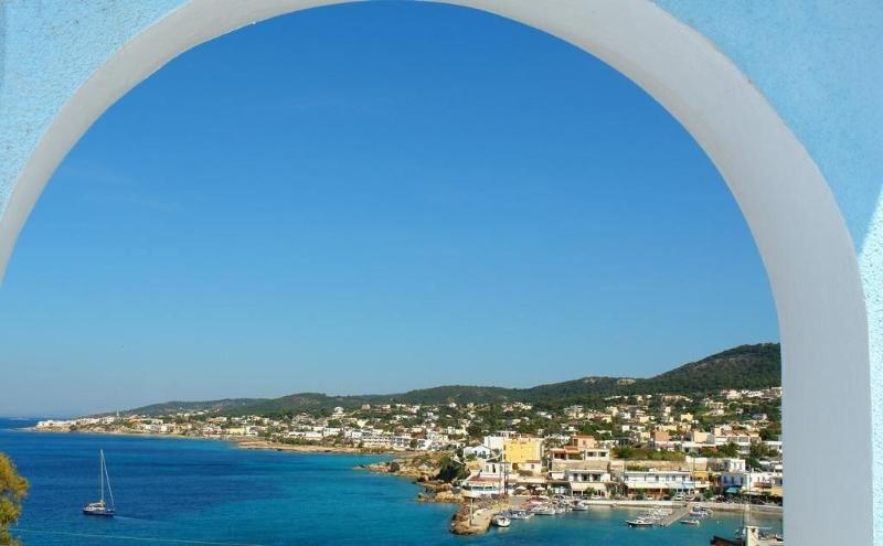 Mistral Apartments Aegina image