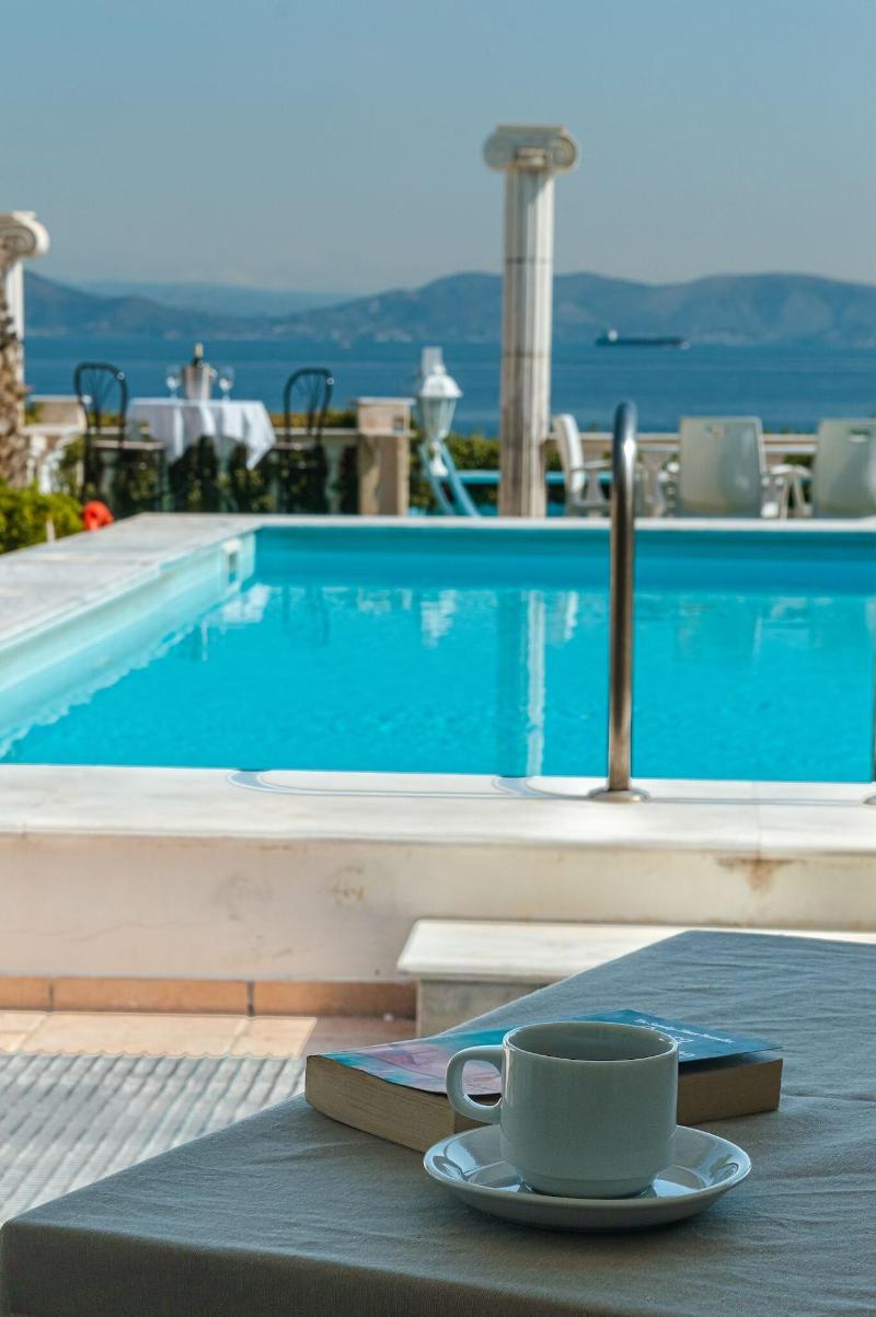 Mistral Apartments Aegina image