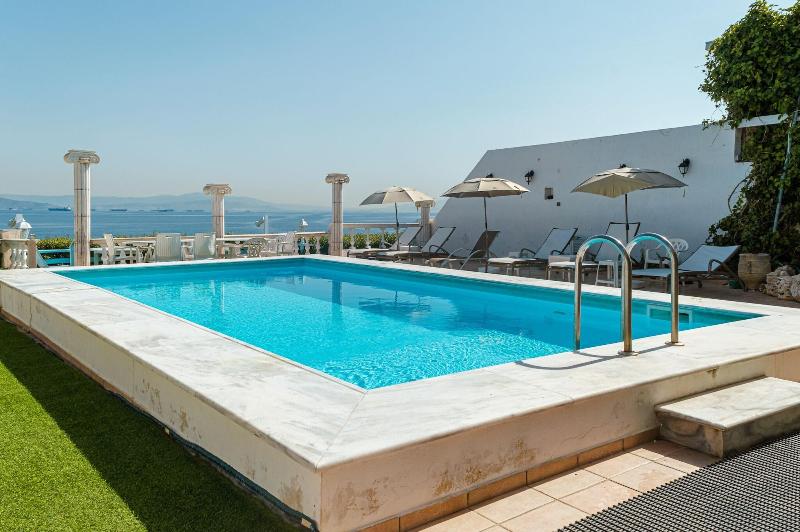 Mistral Apartments Aegina image