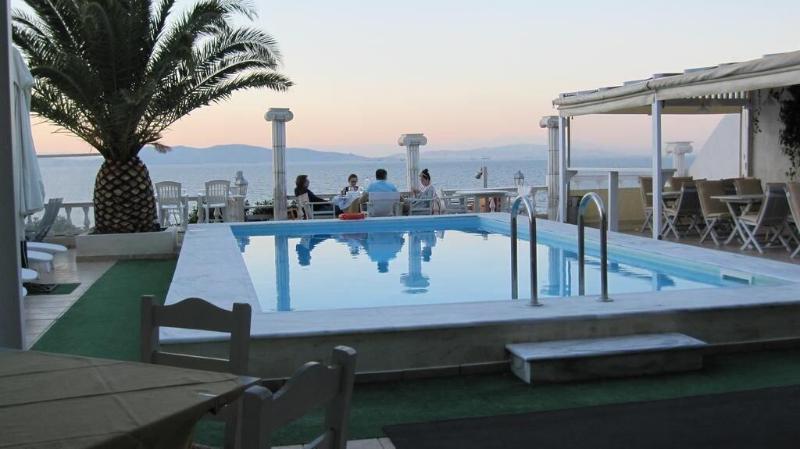 Mistral Apartments Aegina image