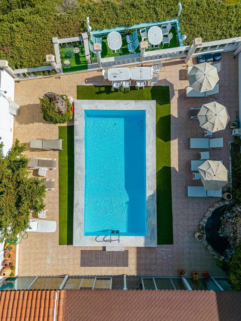 Mistral Apartments Aegina image
