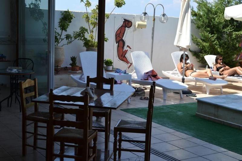 Mistral Apartments Aegina image