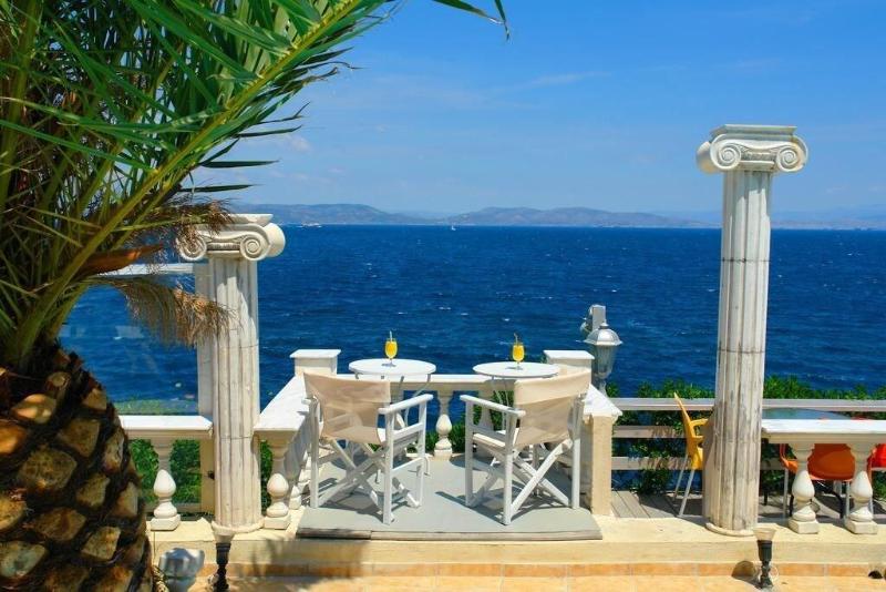 Mistral Apartments Aegina image