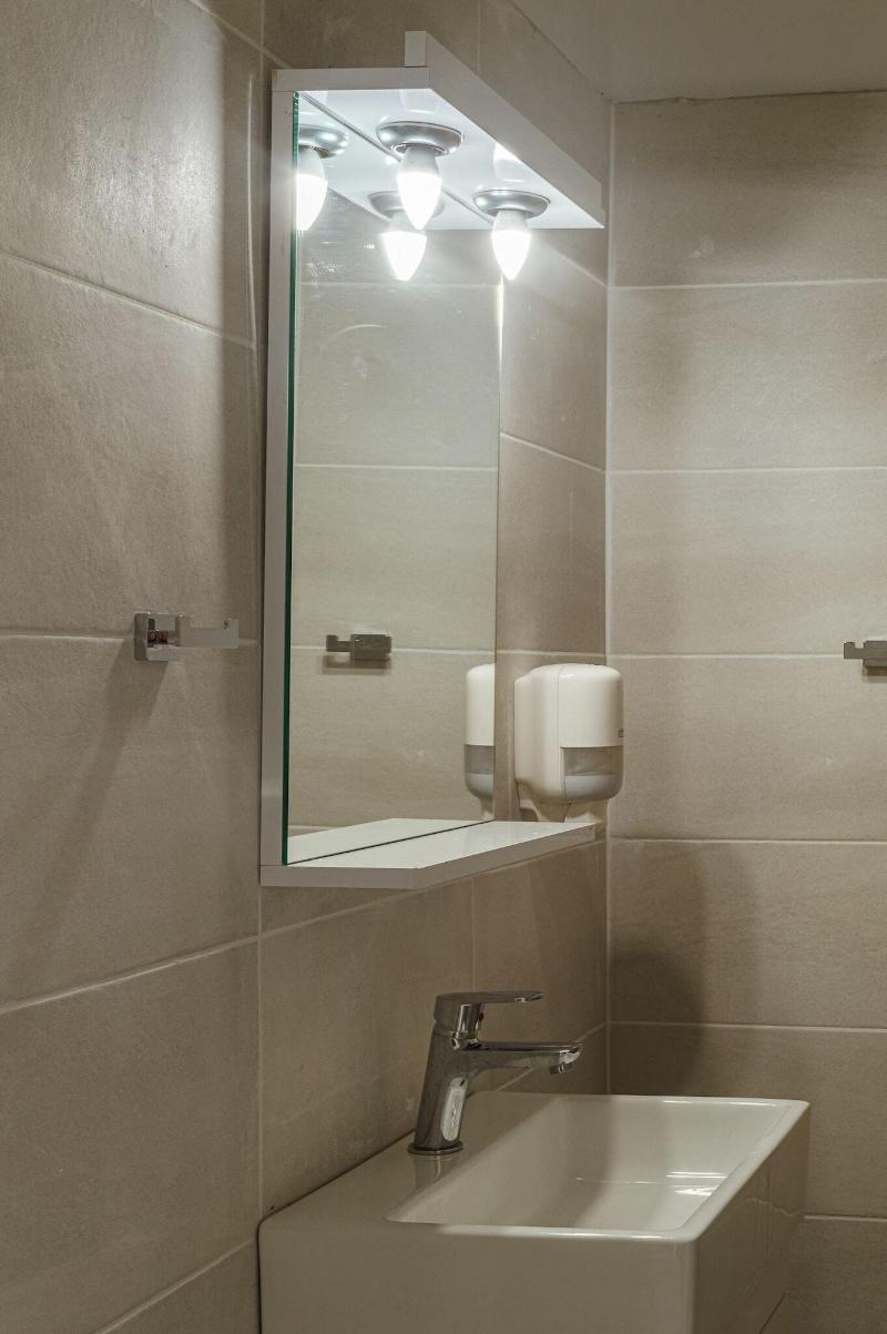 Mistral Apartments Aegina image