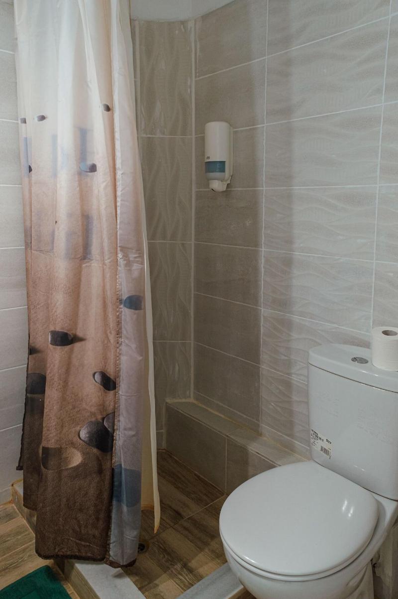 Mistral Apartments Aegina image