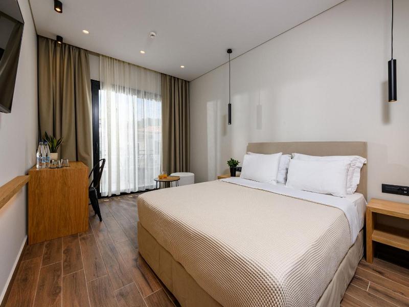 Mary Hotel image