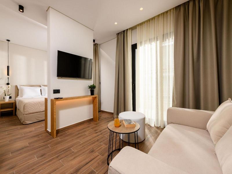 Mary Hotel image