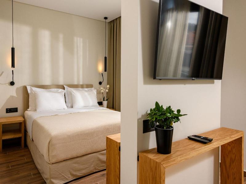 Mary Hotel image