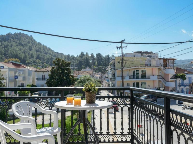 Mary Hotel image