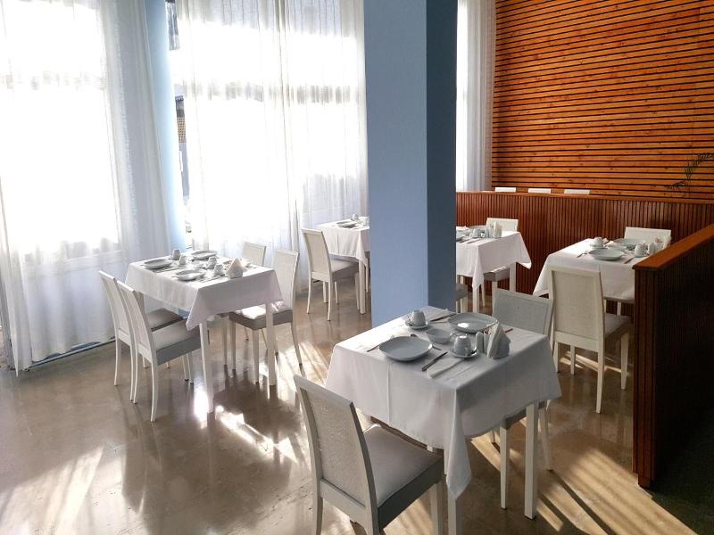 Mary Hotel image
