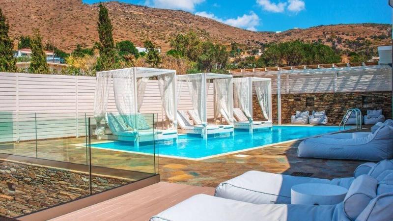 Luxury Family Apartment - Pool, Seaview, 200m Beac