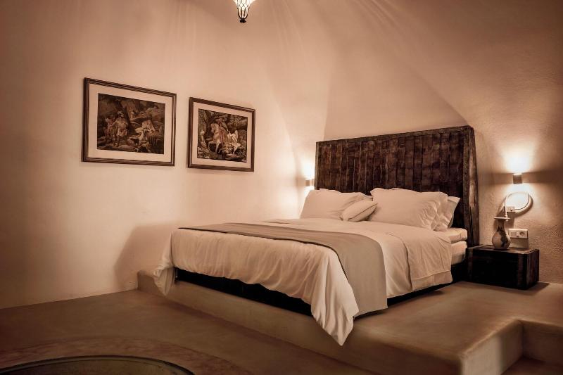 Abelis Canava Luxury Suites - Adults Only gallery photo 16