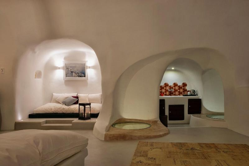 Abelis Canava Luxury Suites - Adults Only gallery photo 23