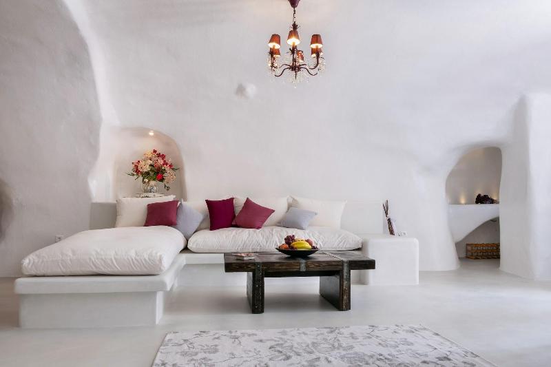 Abelis Canava Luxury Suites - Adults Only gallery photo 26