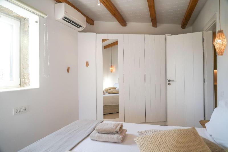 Vlia Mar Myconian Residences image