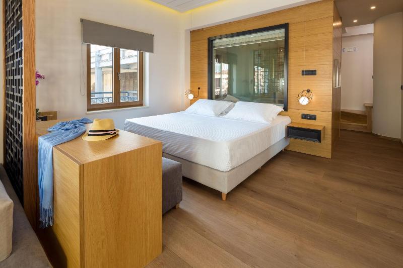 Querini Luxury Suites image