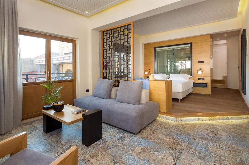 Querini Luxury Suites image