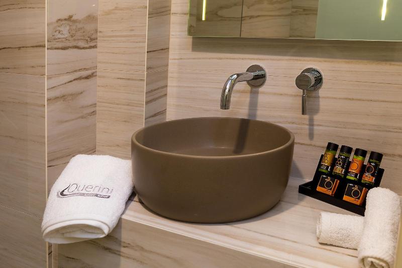Querini Luxury Suites image