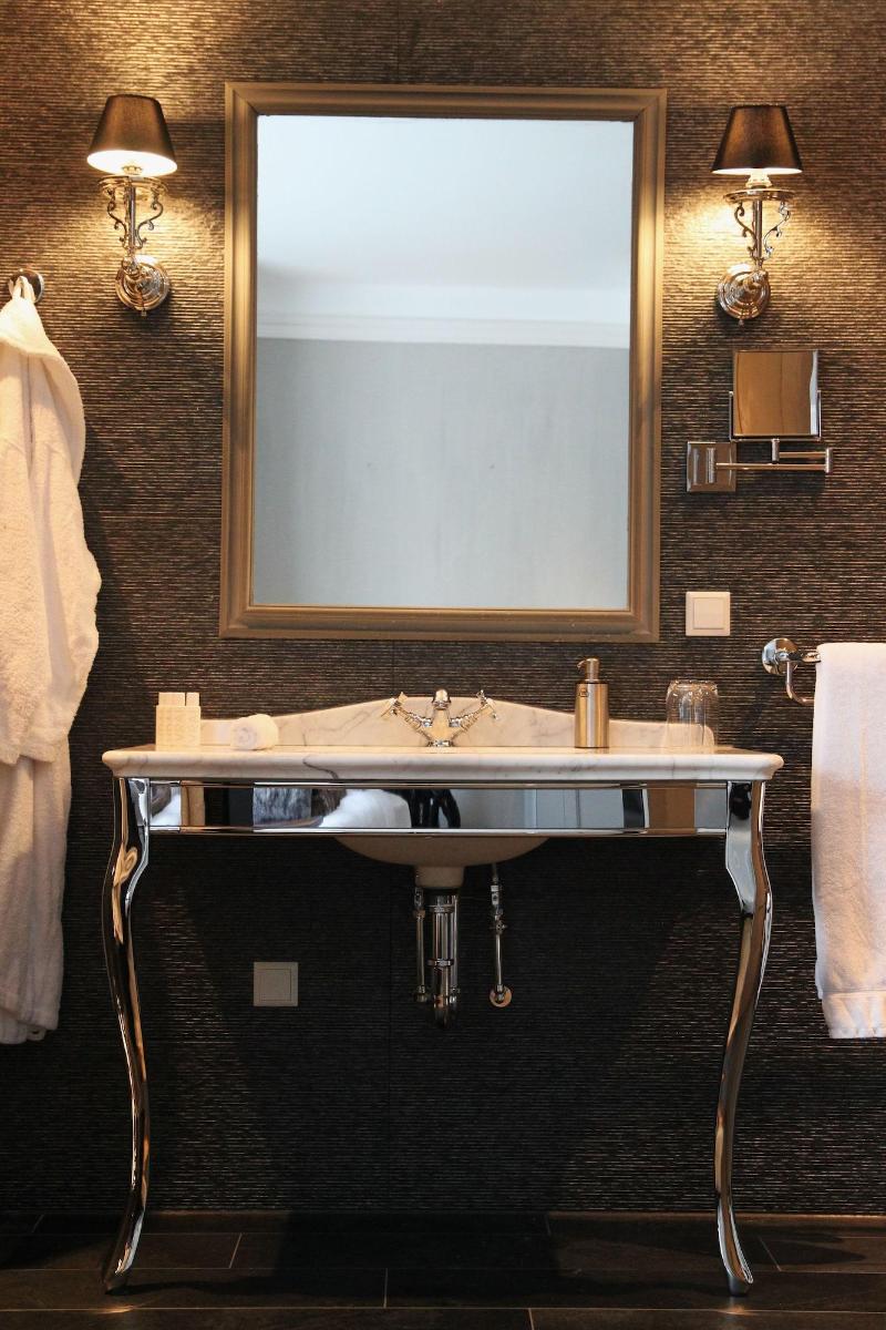 Suitehotel Posthoorn image