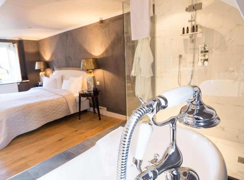 Suitehotel Posthoorn image