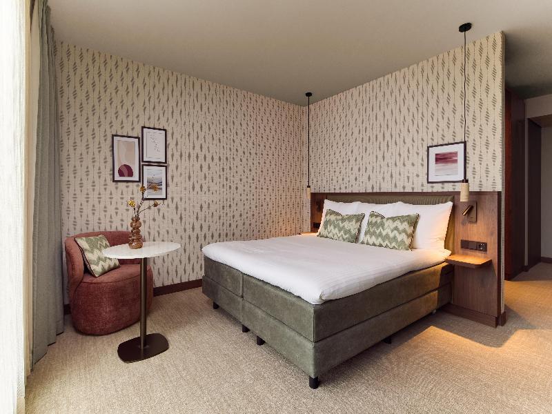 Van der Valk Hotel Groningen-Hoogkerk image