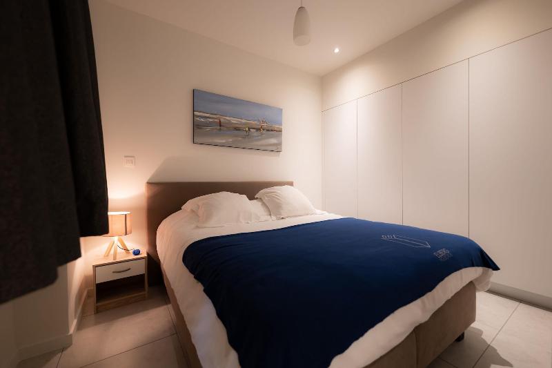 Elberg Aparthotel image