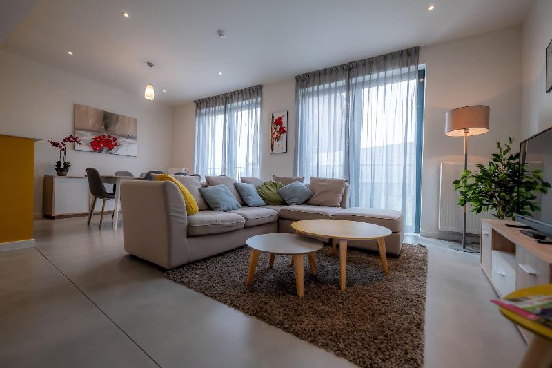 Elberg Aparthotel image