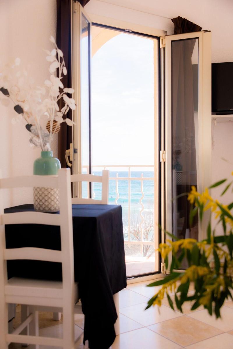 Hôtel Reine D'Azur image
