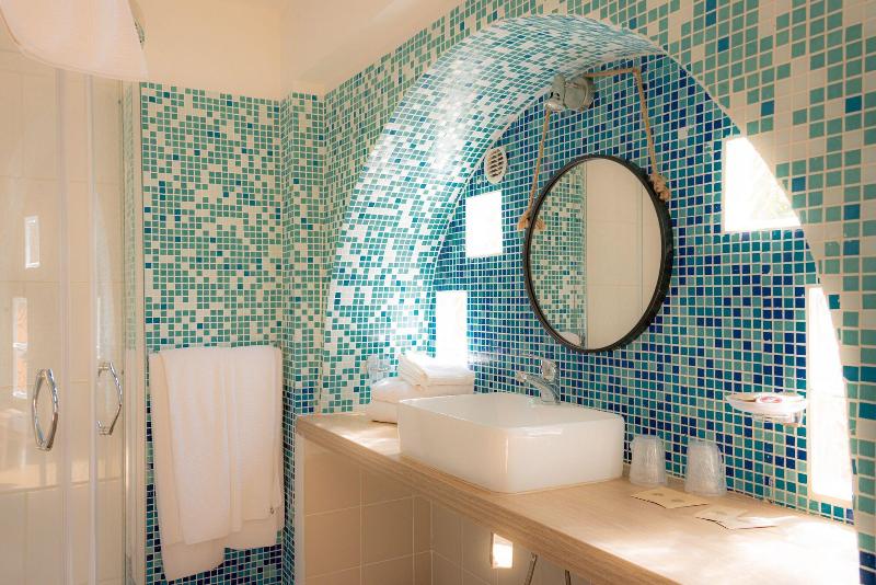 Hôtel Reine D'Azur image