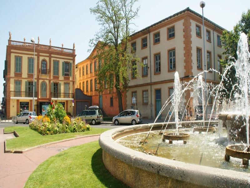 Brit Hotel Confort Montauban image